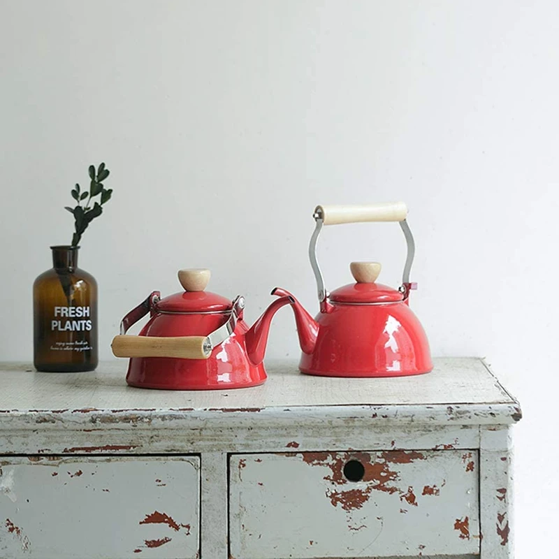 Ярко-красный эмалированный чайный чайник со свистком и деревянной ручкой чугунный кухонный декор для кофе