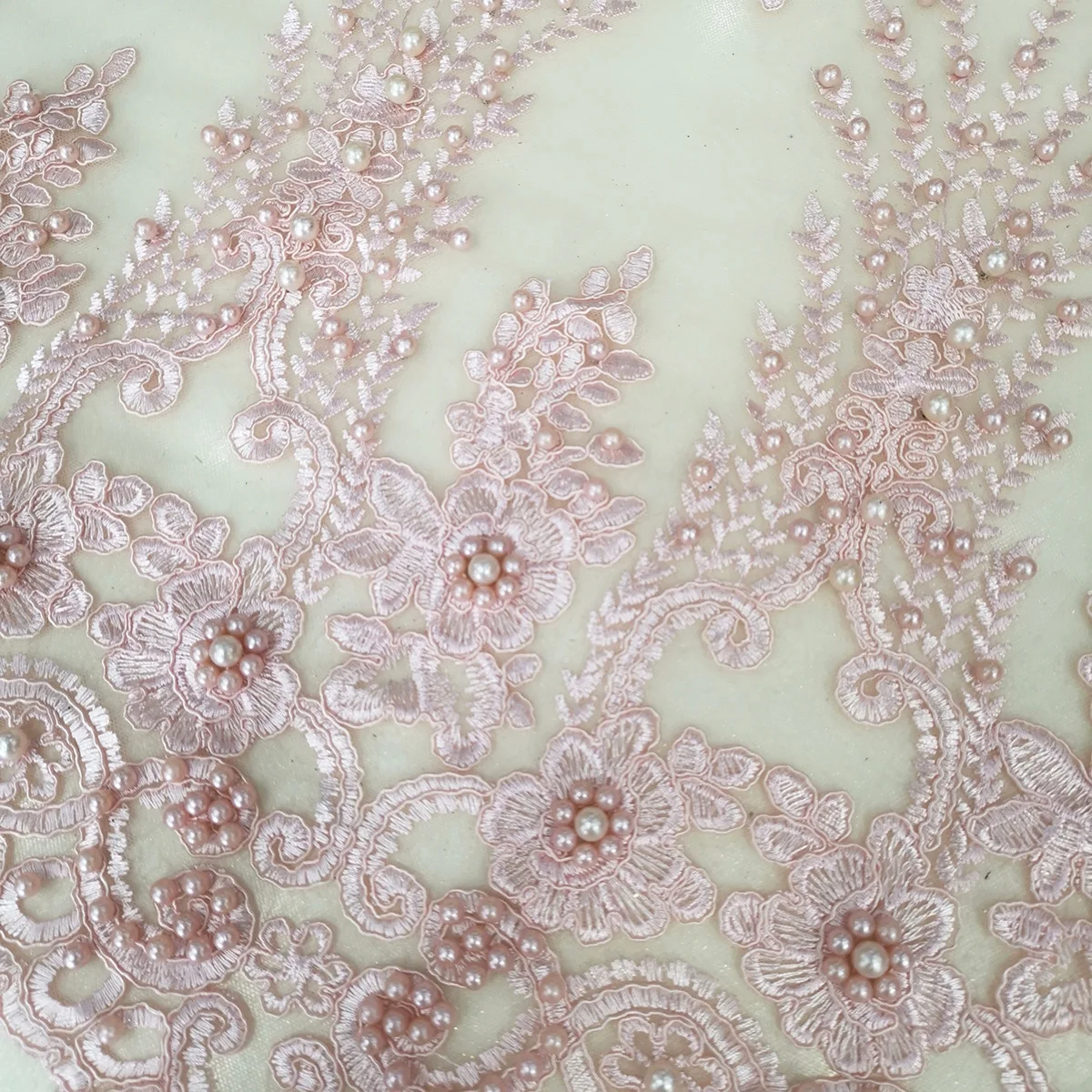 
Wholesale Embroidery Beaded White Guipure Bridal Lace Fabric For Wedding Gown Heavy Handwork Mesh Tulle Custom Clothing Textiles 