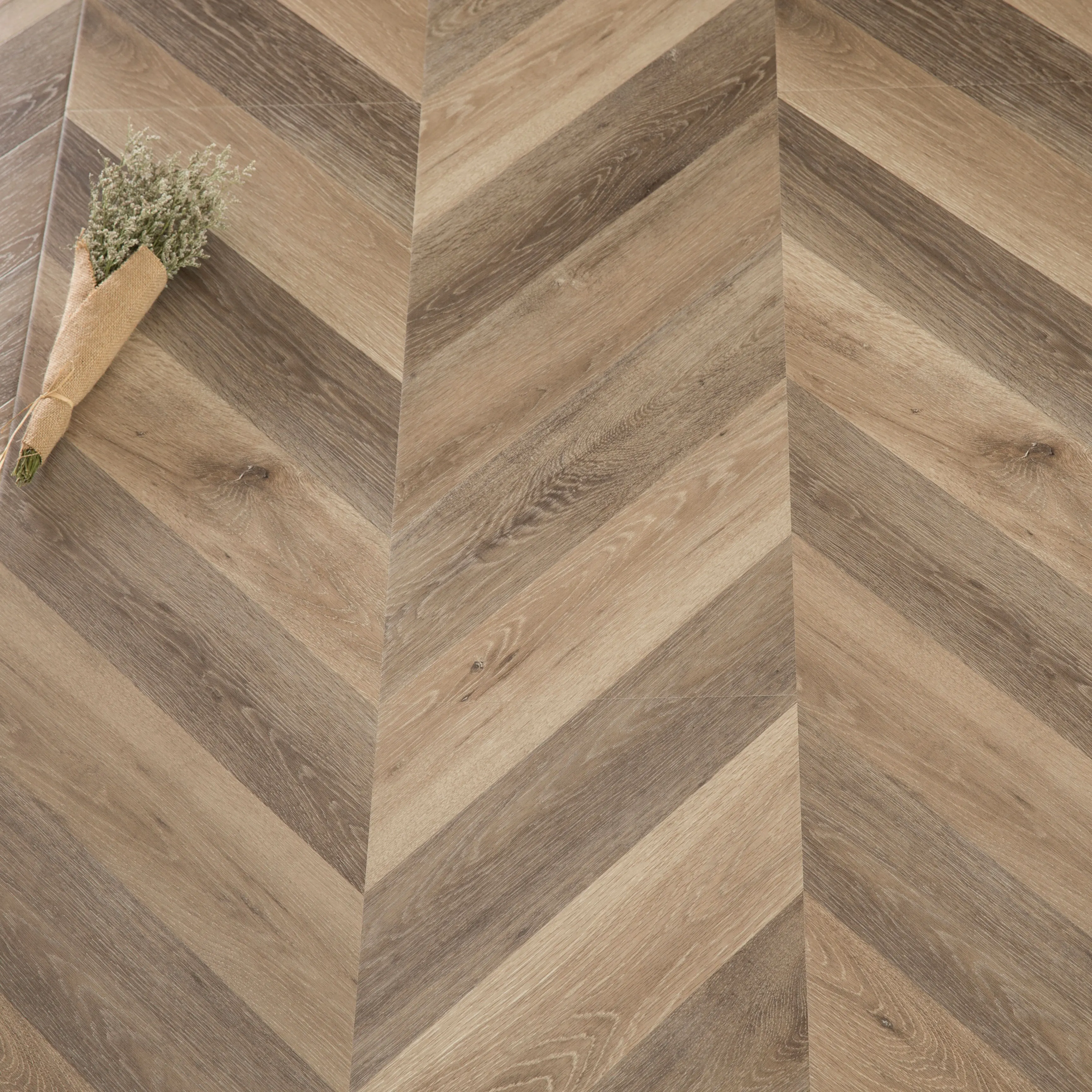 easy install vanlige click 8mm 12mm herringbone laminate german parquet wood flooring with cheap prices