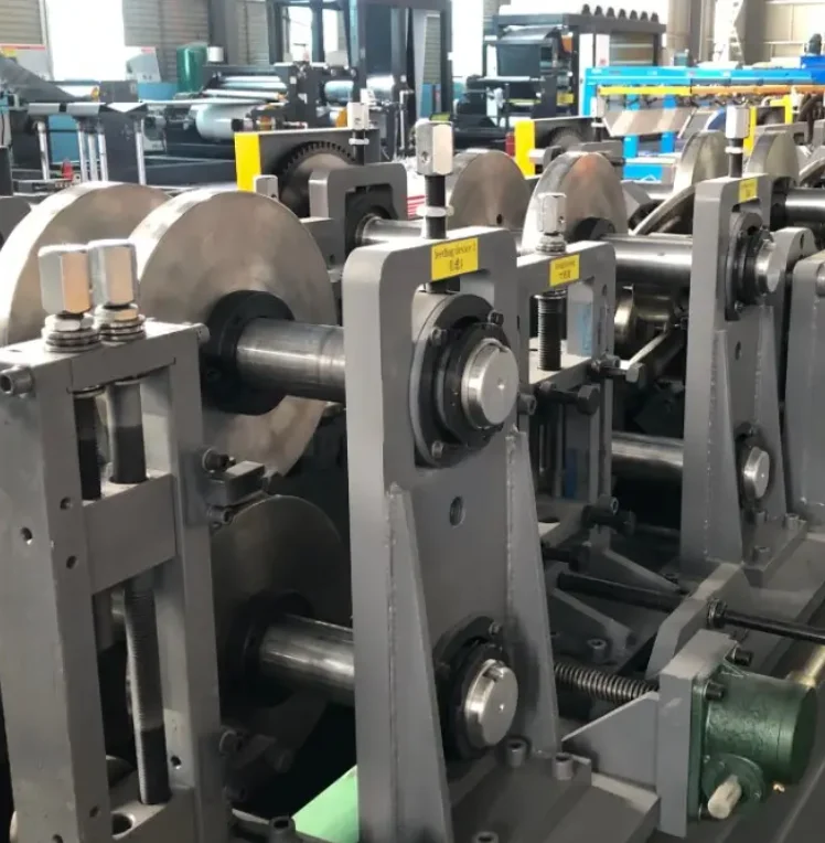 Full Automatic Muti Function CZ Purlin Roll Forming Machine in North America