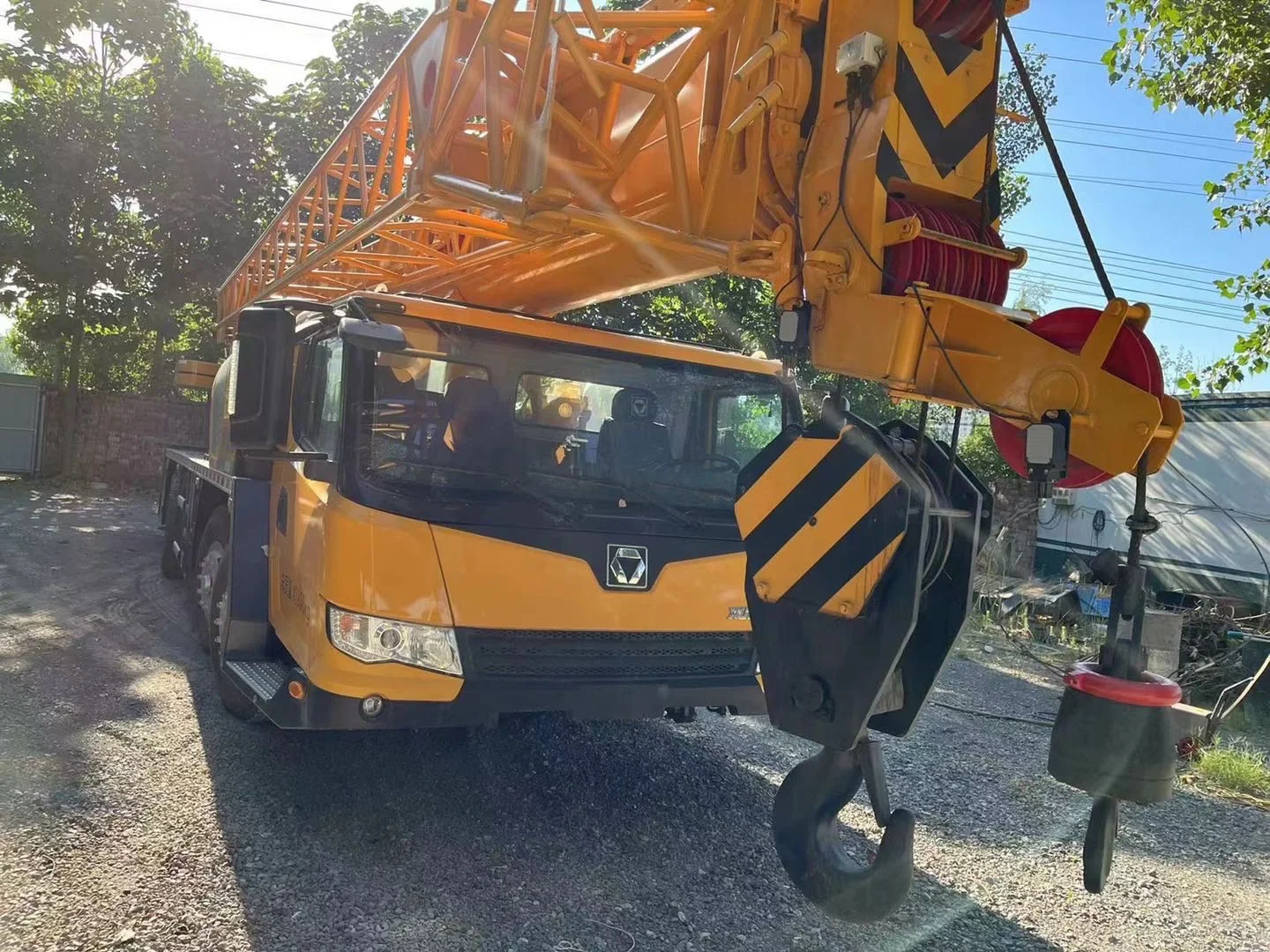 50ton XCMG QY50KA mobile truck crane with lower price, XCMG truck crane for sale