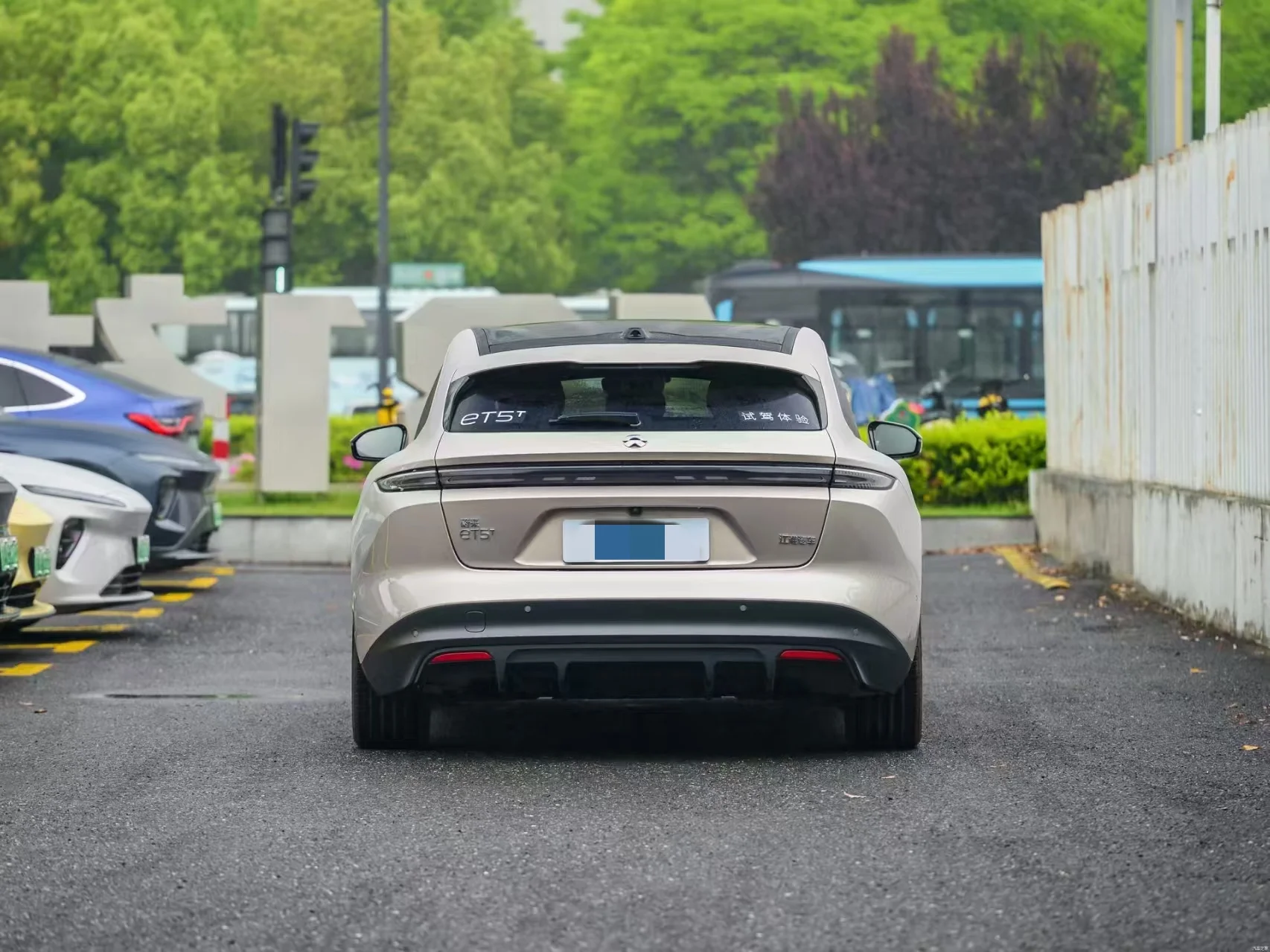 New energy resources vehicle NIOET5T2024 680 km 100 kWhAWD luxury high-performance pure electric car new car