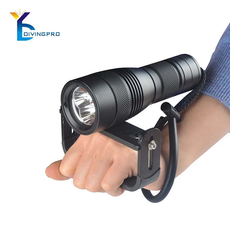 powerful 30W Rechargeable torch light 1000 lumen Led waterproof diving flashlight