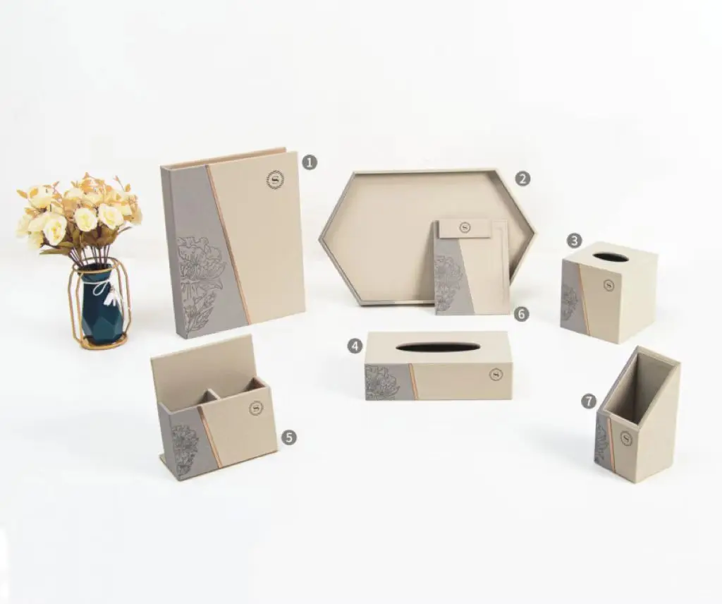 Factory Supply 5 Star Hotel Amenities luxury Sets Acrylic Products Guest Room Decorate Luxury Hotel Supplies