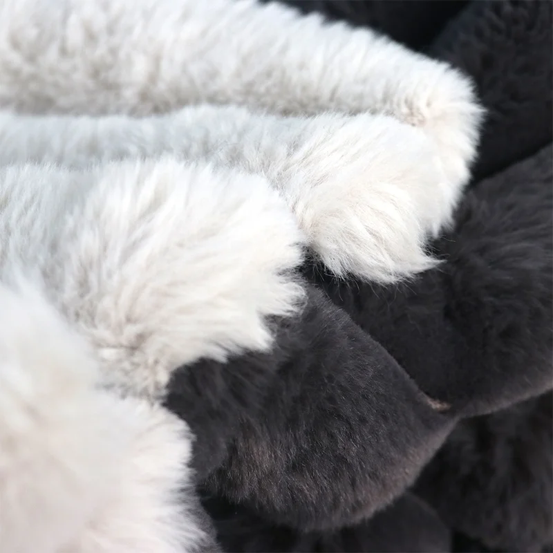 2425 Artificial 2 inch Strip USA Supermarket 530gsm 145cm Fluffy Fake Animal Rabbit Faux Fur Plush Corduroy Fabric for Sofa