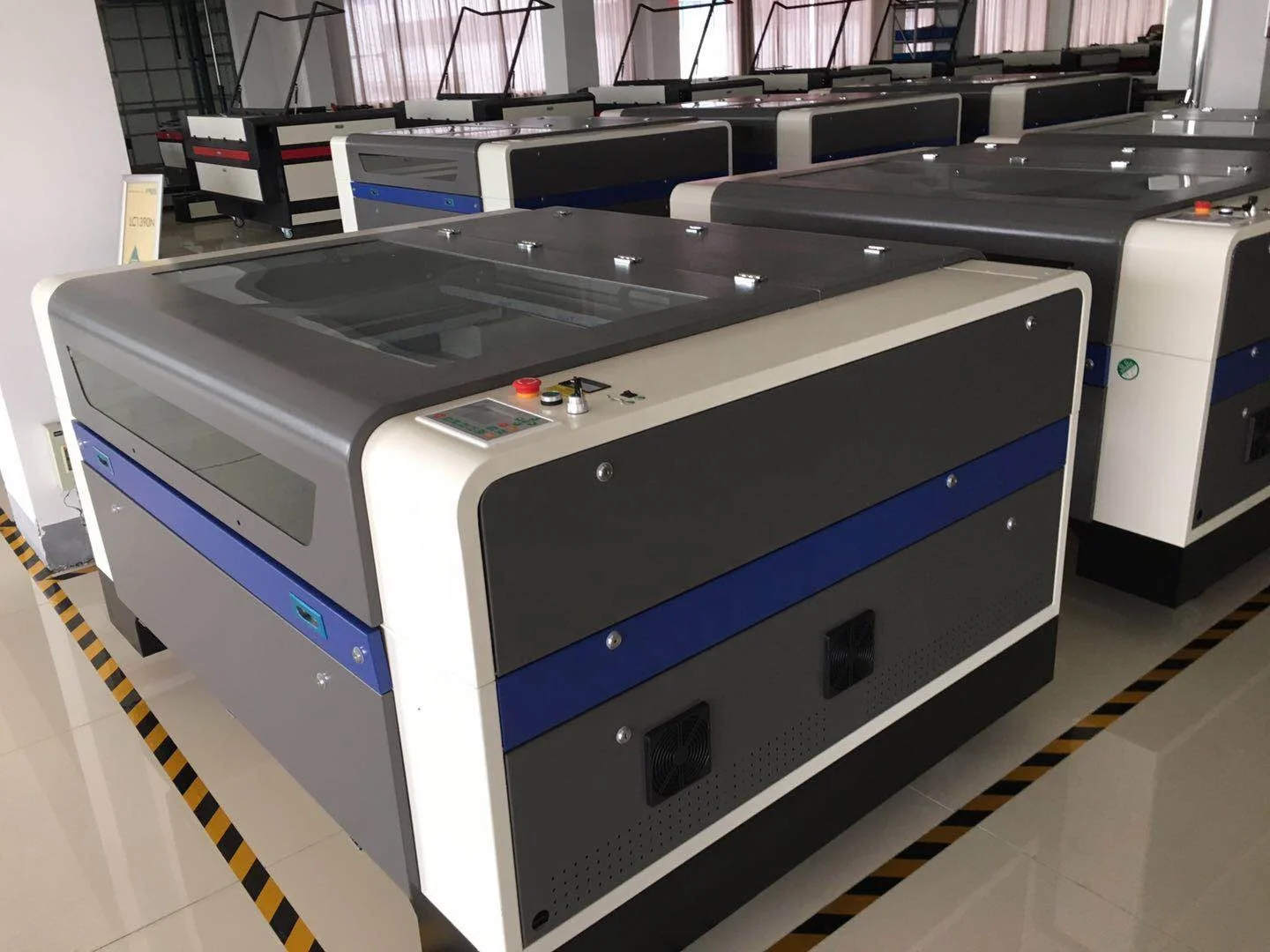 High Quality GWEIKE 1390 130w Co2 Laser Cutting Engraving Machine for Non Metal