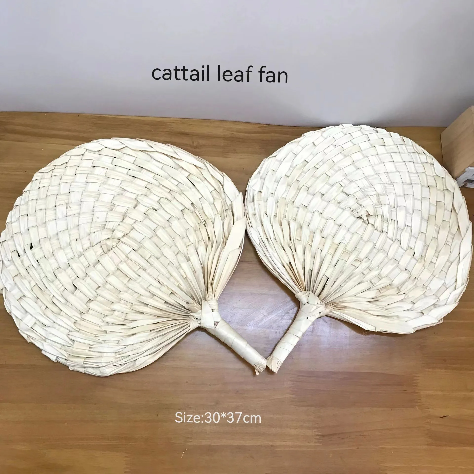 Cattail Leaf Fan Retro Handwork Weave Straw Fan Summer Style Musa Basjoo Palm Hand-woven Fan