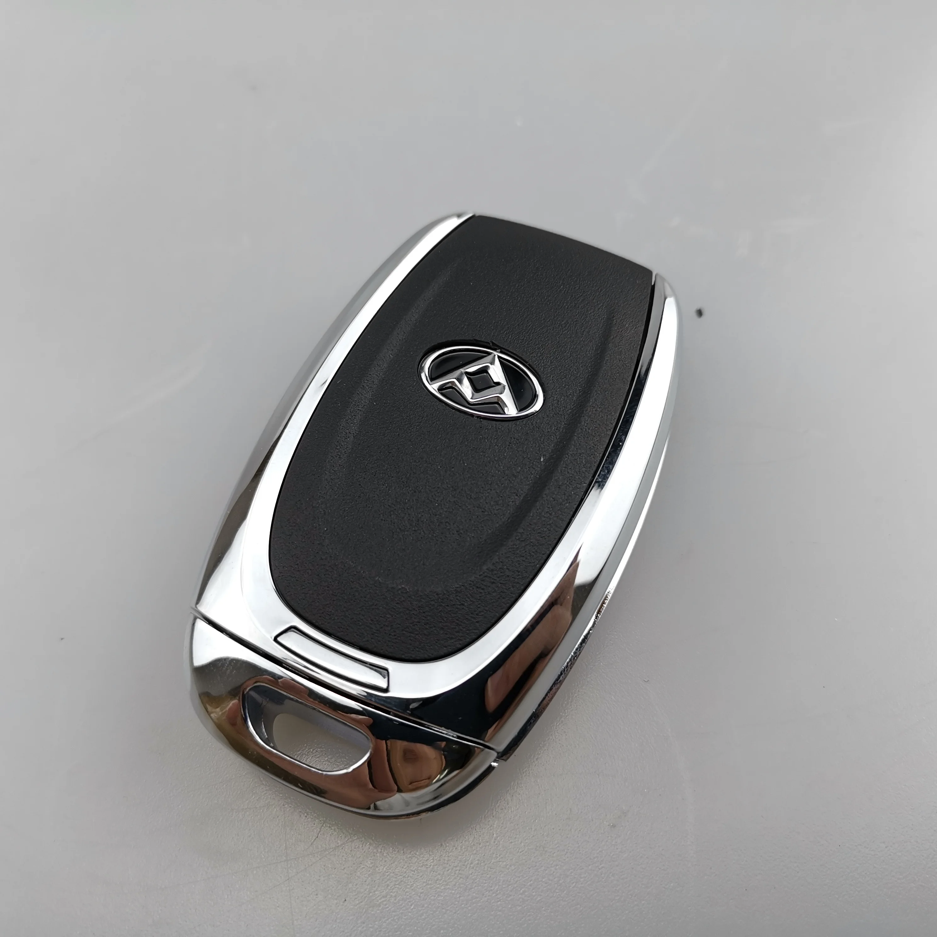 Оригинальный Автомобильный ключ с дистанционным управлением sаик MAXUS G10 в сборе C00044455 C00214705 C00056443 C00056450