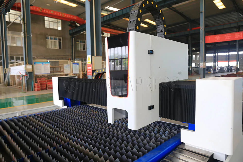 Stable working cnc fiber laser cutting machines 4000w fiber aluminum cutting machine