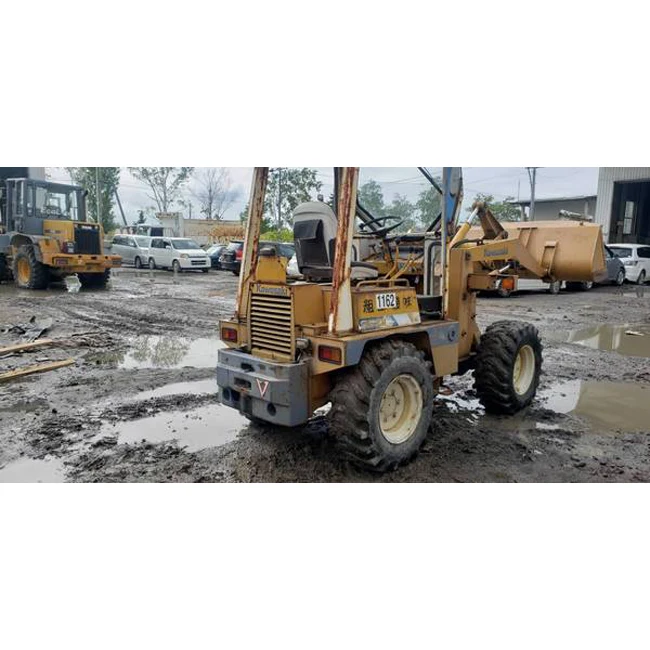 Used kawasaki wheel loader with superior stability and security