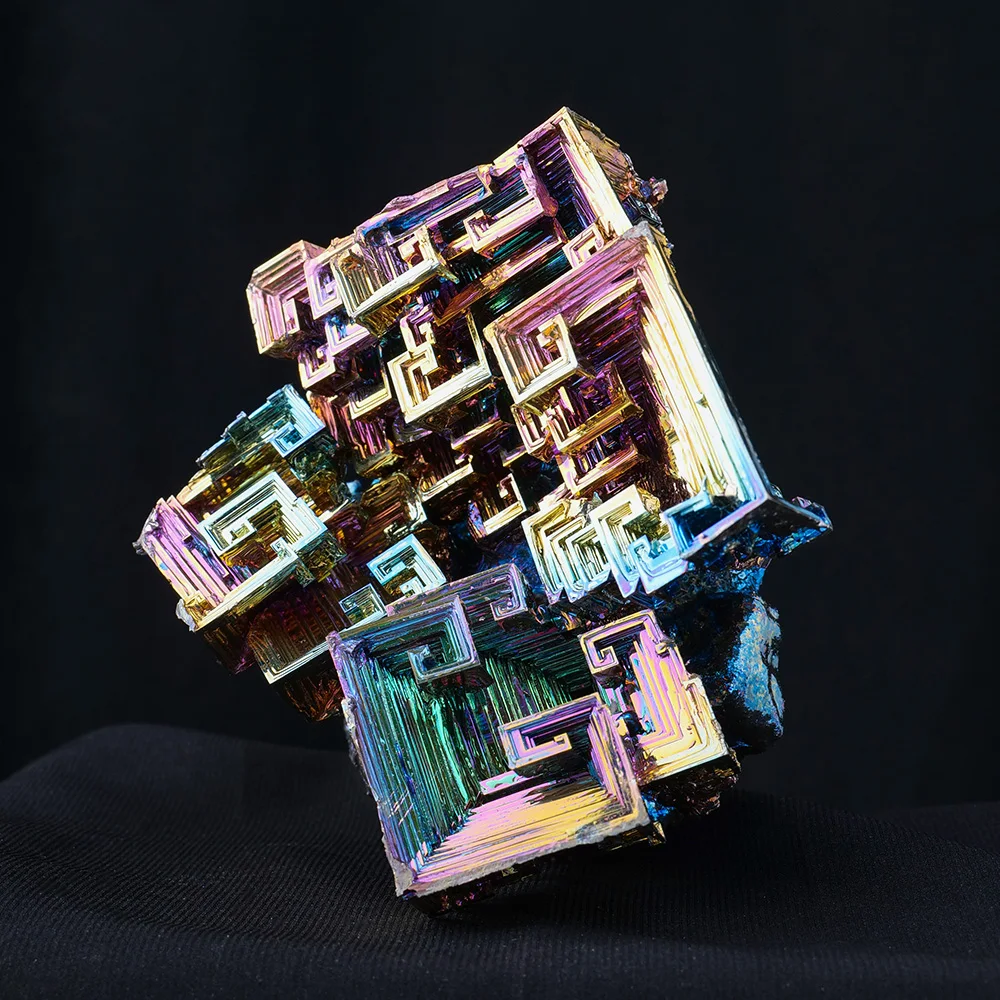 Hot selling wholesale natural crystal carving Bismuth ore tower spiritual healing home decoration