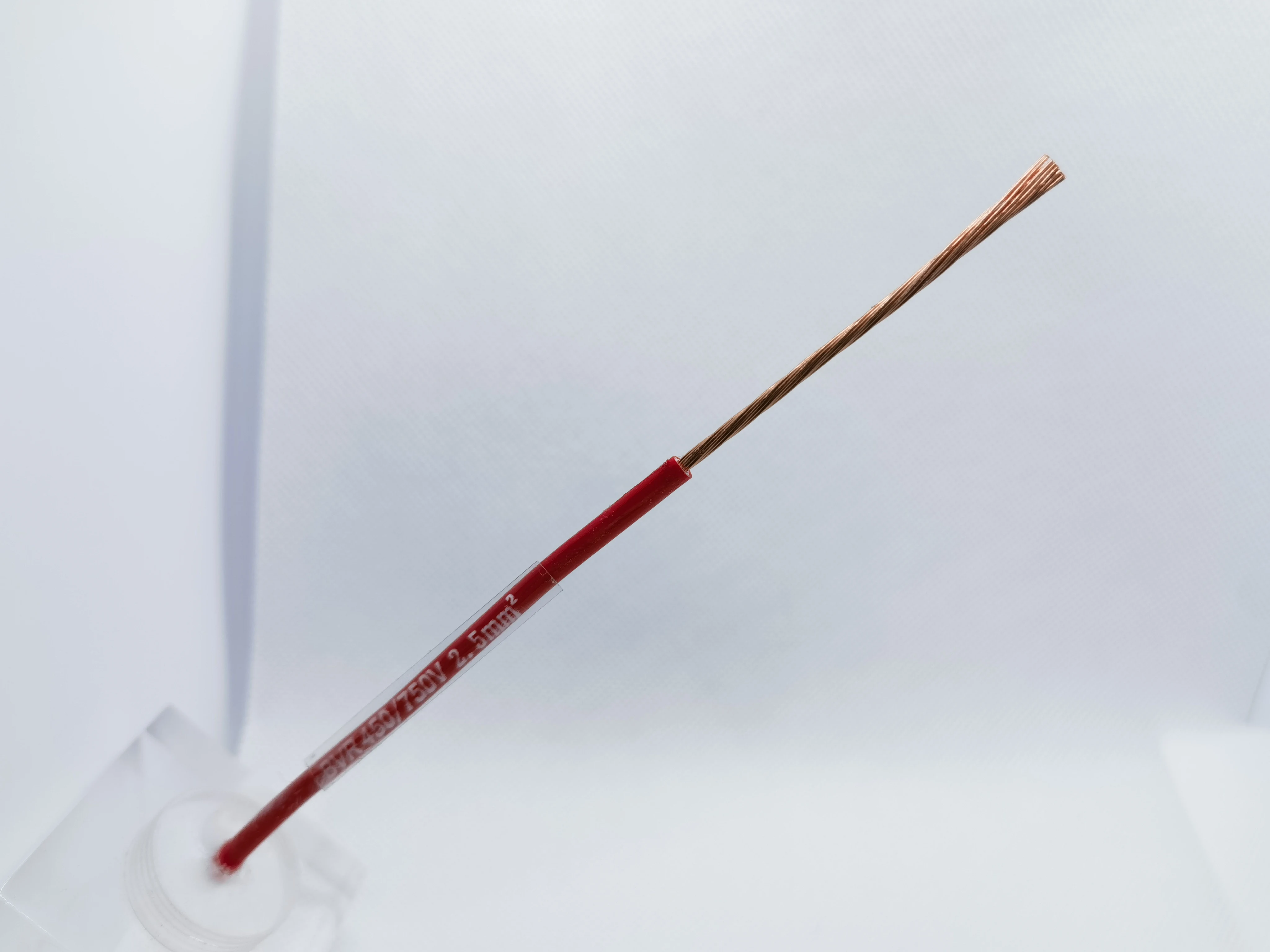 Wholesale low price pvc insulated single core stranded copper wire cable 450/750V 300/500V 300/300V electric wire copper