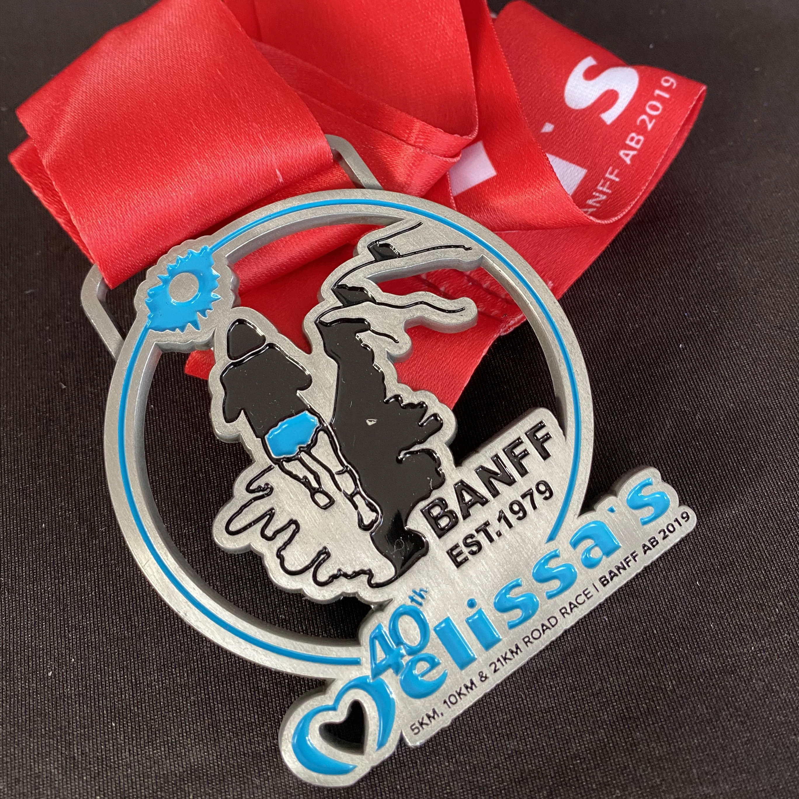 Antique Silver Land View Design 3D Sport Medal Sport Medallion Custom Trail Marathon Medal Sports Medals