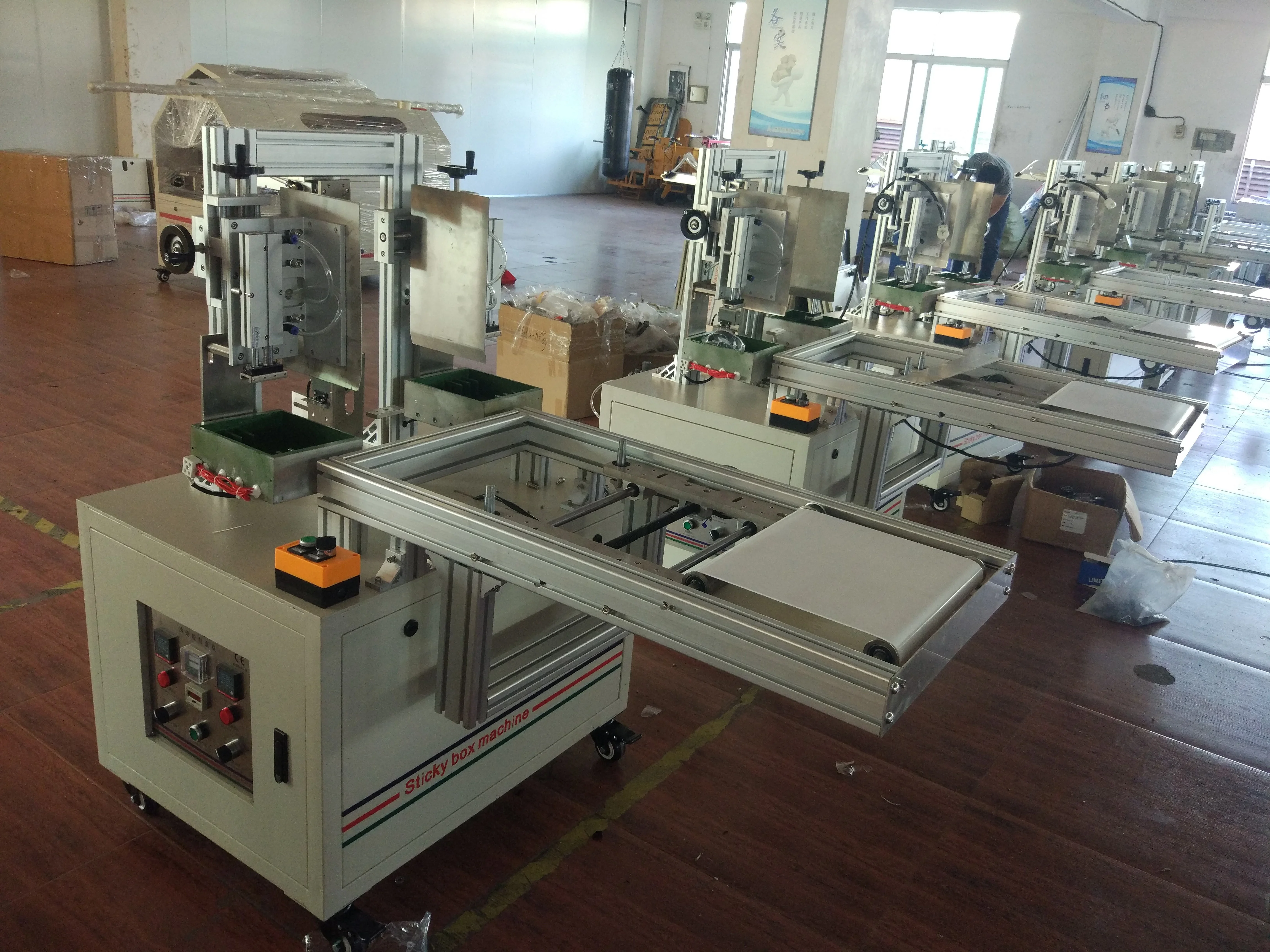 Manual facial tissue paper carton box packing machine