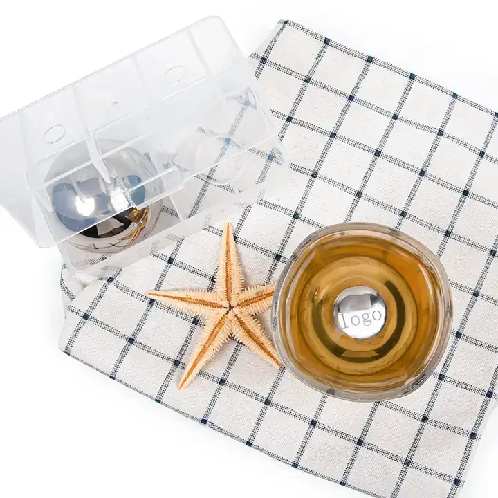 2 Pcs Reusable Ice Sphere Cubes Beverage Chilling Rock Whiskey Stones Cooling Stainless Steel Ice Balls for Whisky Beer Wine