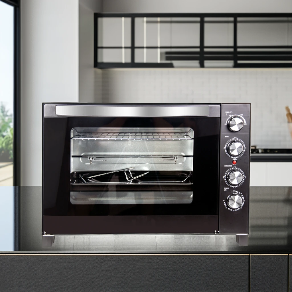 60L/68L Electric Oven with 4 Stainless Steel Heating Elements, 2000W Power, and 60-Minute Timer for Precision Cooking.