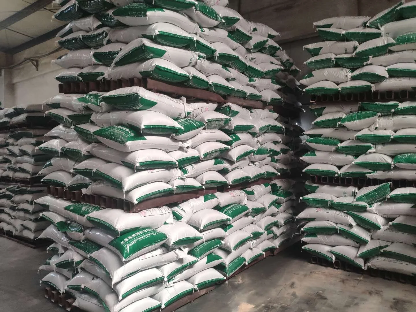 Hot Sale Factory Direct Supply Cow Feed Additives