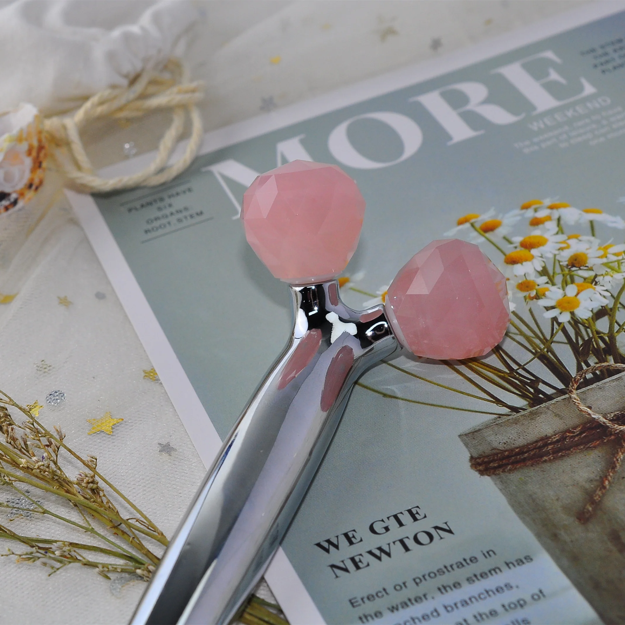 3D Rotate Roller Natural Stone Anti Aging Face Massager Relaxation Natural Rose Quartz Pink Jade Roller