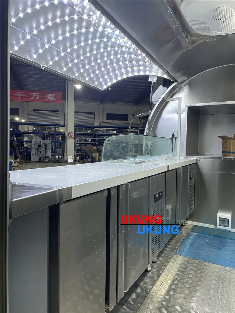UKUNG CE Approved Hot Dog Burger Trailer Concession Stand Food for Sale in EU Market Mobile Catering