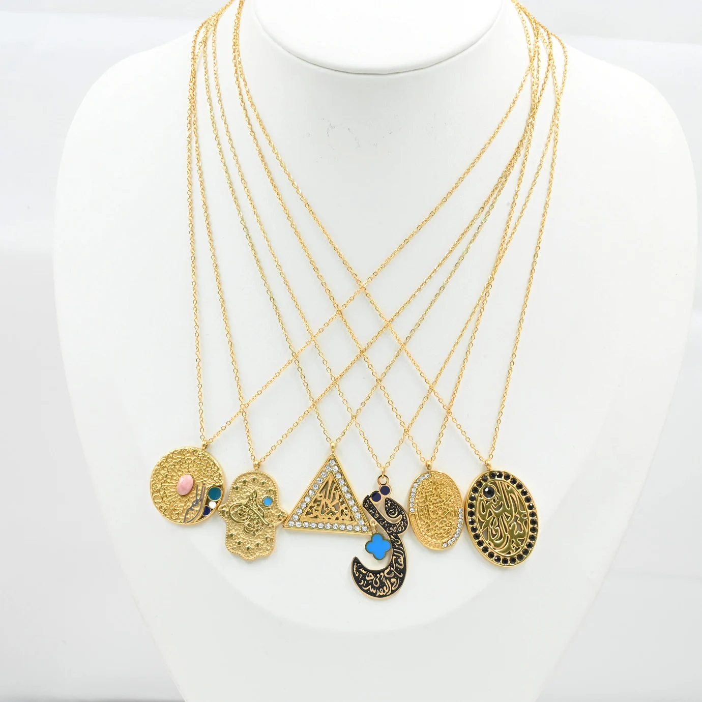 Wholesale Custom 2024 Arabic Graphic Design Gold Plated Stainless Steel Round Imitation Pearl Necklace Bijoux