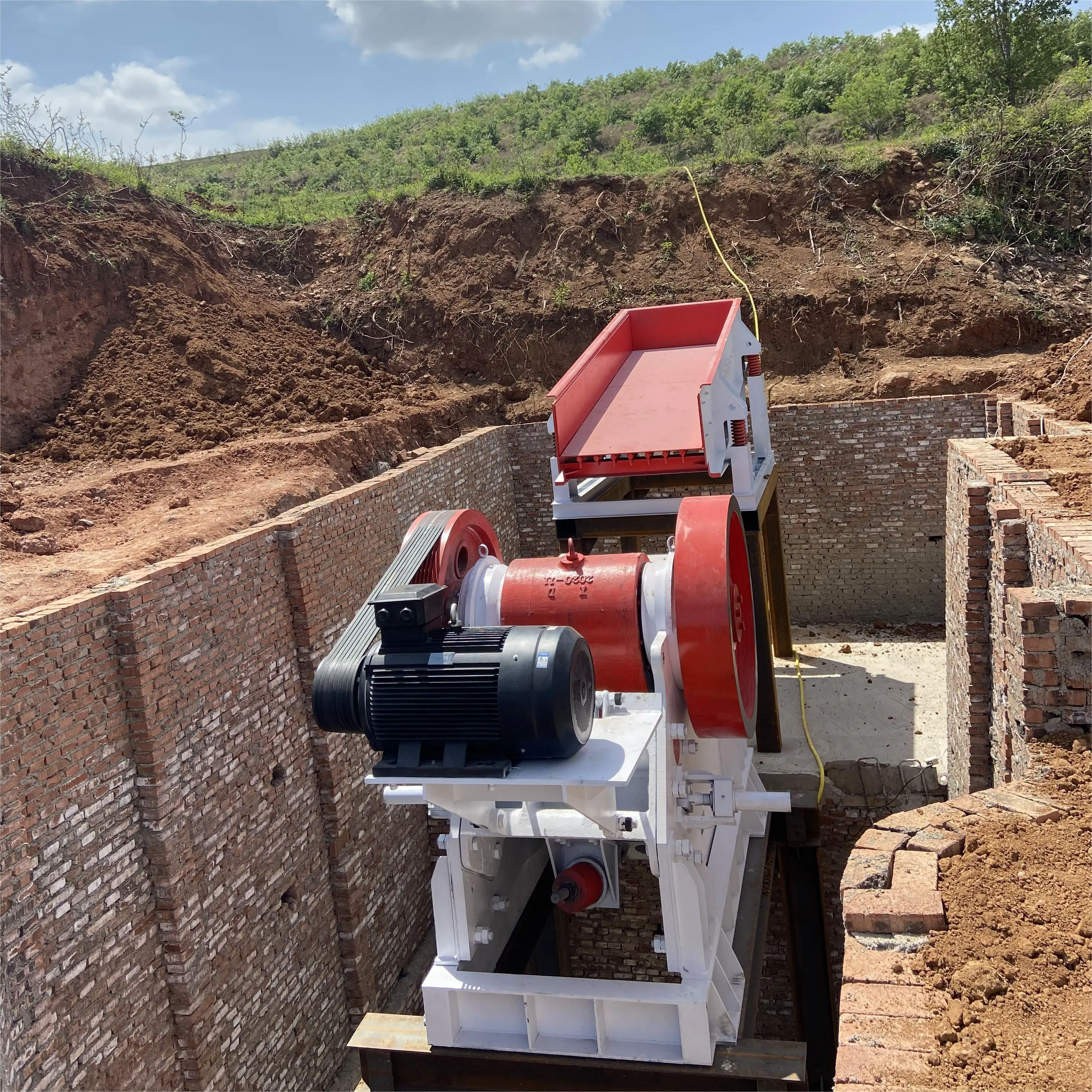 Factory Direct Supply Gold Mining Vibrations Feeder Machine ZG Series Cambodia Vibrating Feeder Price