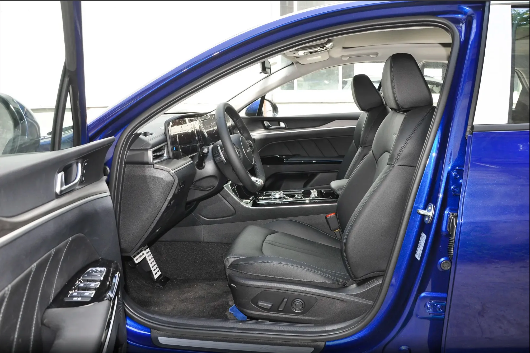 Brand New Kia K5 1.5T Turbo Gas Petrol 5-Door Sedan 2023 2024 Car