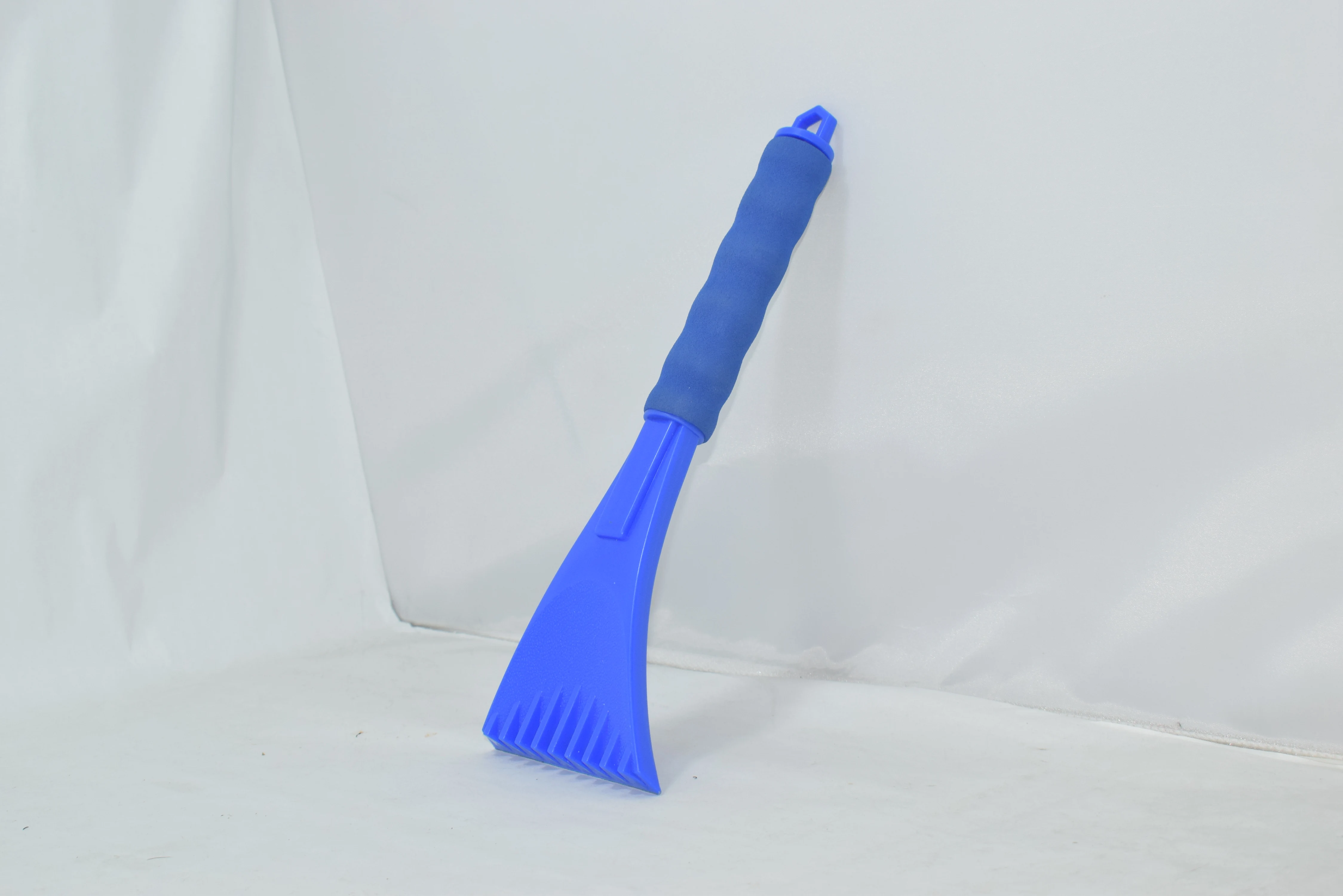 Лидер продаж, скребок для льда для автомобиля, сверхмощный пластиковый скребок для льда, скребок для лобового стекла автомобиля для льда