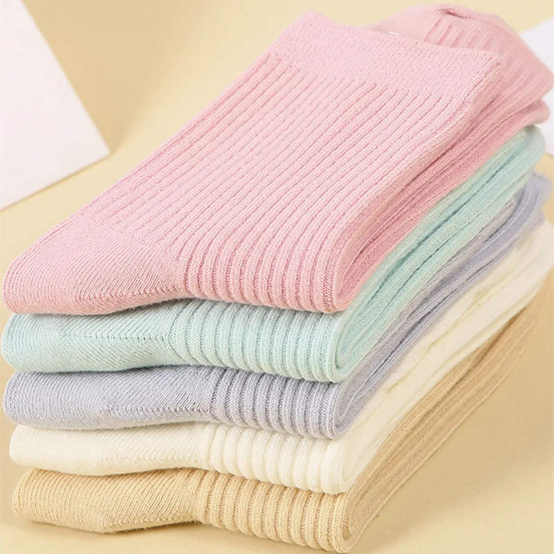 Customize Ankle Socks Wholesale Girls Cute Cotton White Socks Women Custom Embroidered Socks