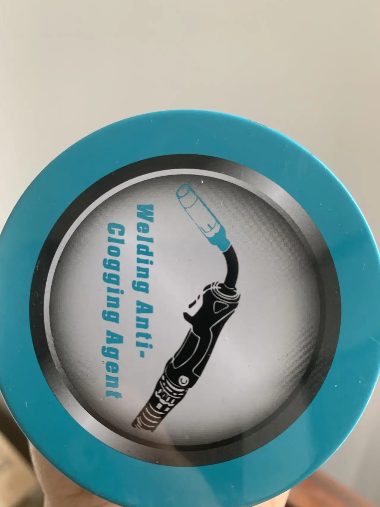 Welding anti clogging agent for MIG torch