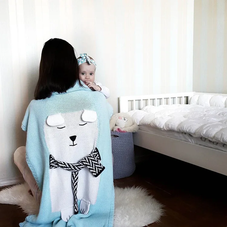 2022 Wholesale Fancy Breathable Organic Cotton Knit Baby Blanket Baby Knitted Blanket with Bear