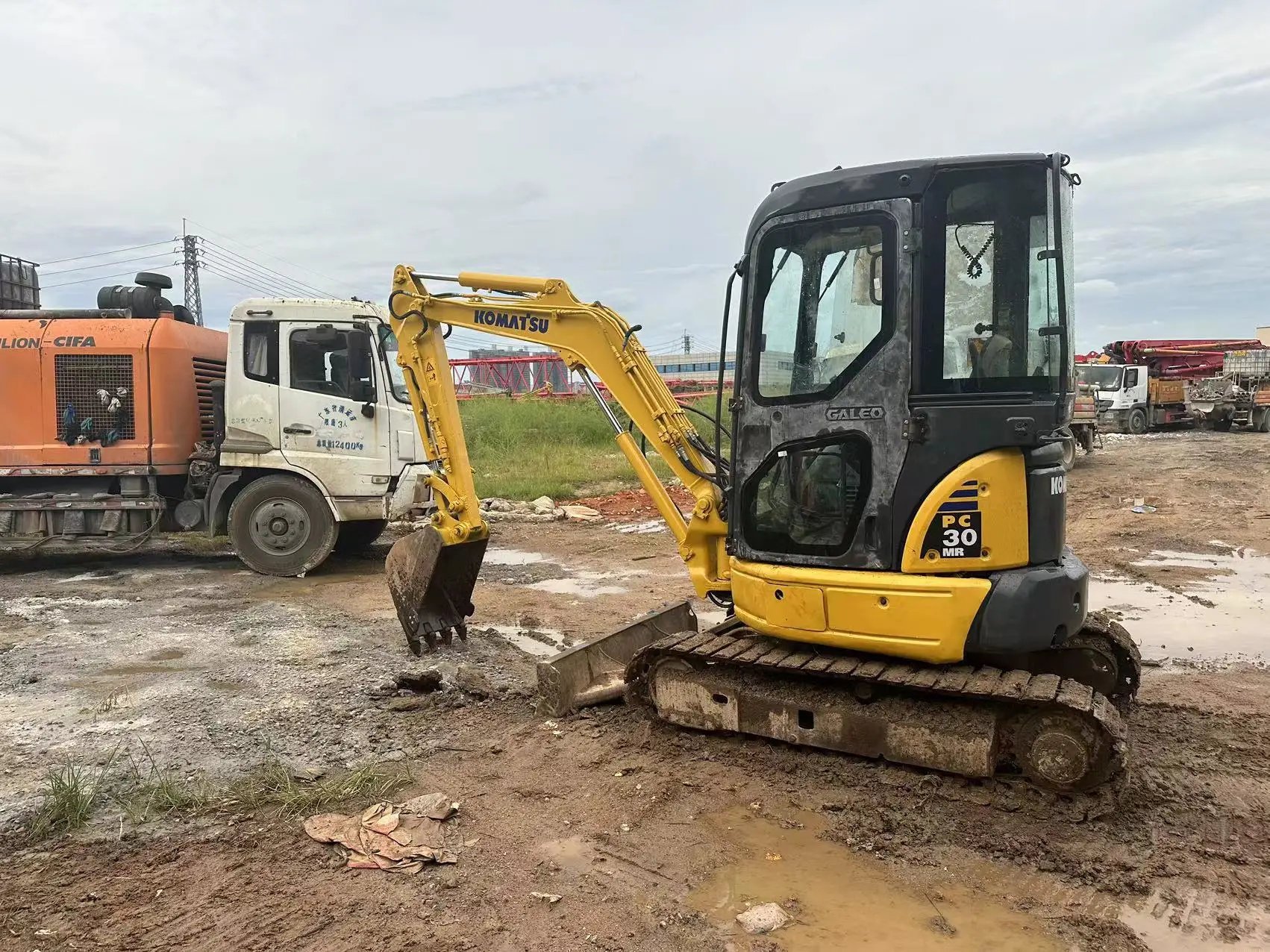 Good Price Komatsu Pc30 Used Mini Excavator Secondhand Komatsu Pc35 Pc40 Pc55 Pc56 Pc60 Hydraulic Earth-Moving Digging Machines