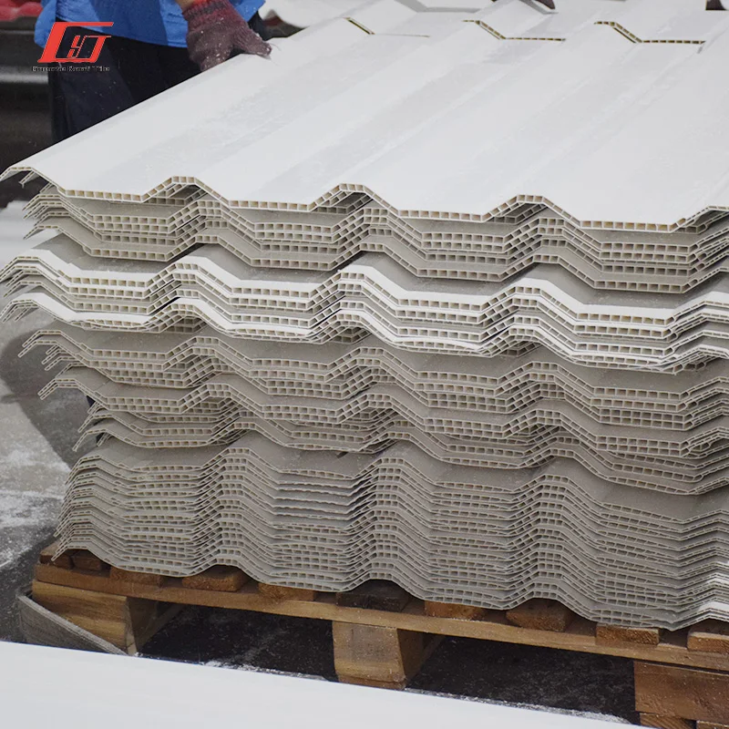 Heat-insulating 10mm HOLLOW PVC , ASA Roof , sound-insulating