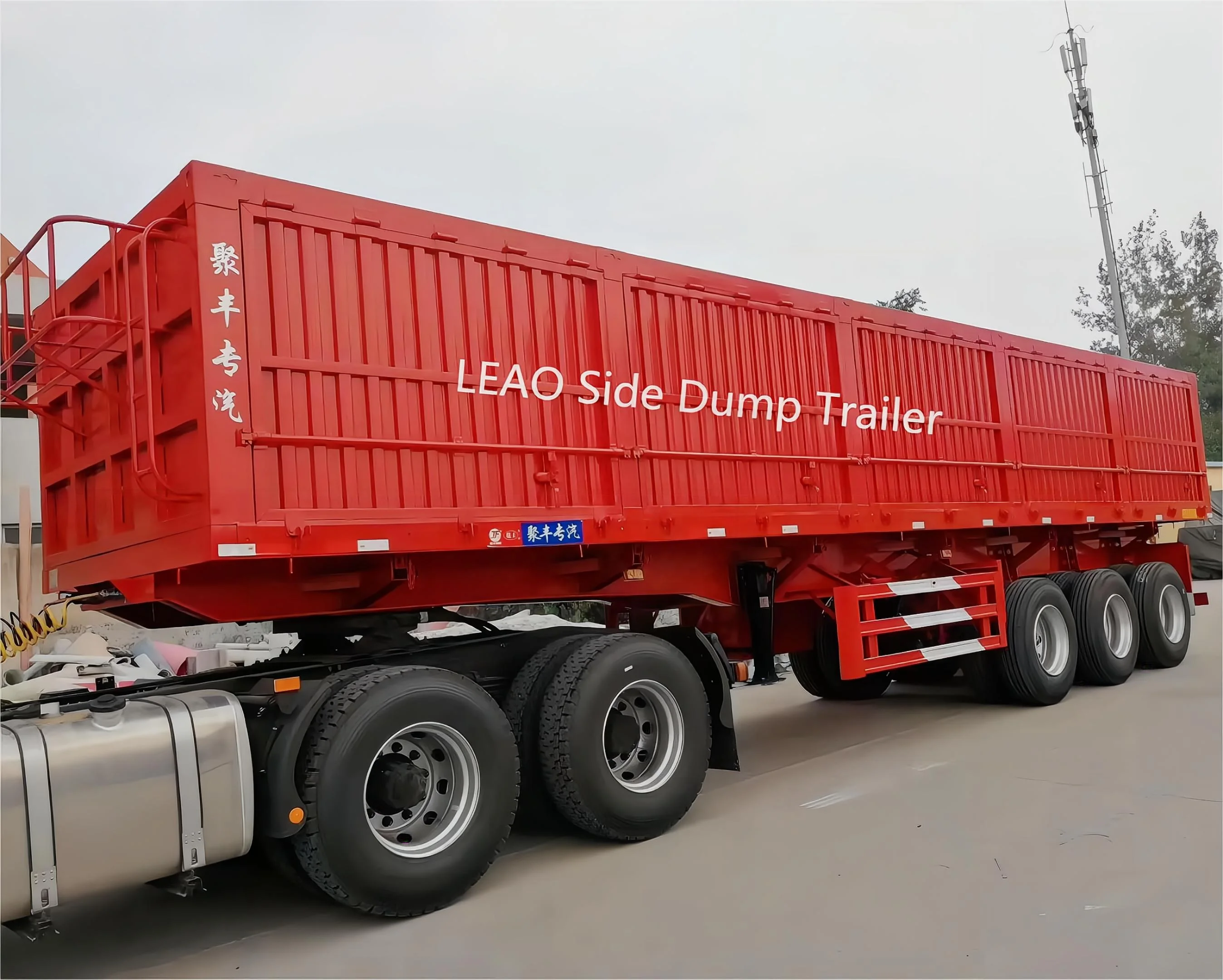 ALEEAO Tri Axles 50 Tons Side Tipping Dump Truck Trailer With Hydraulic Lift For Cargo Transport
