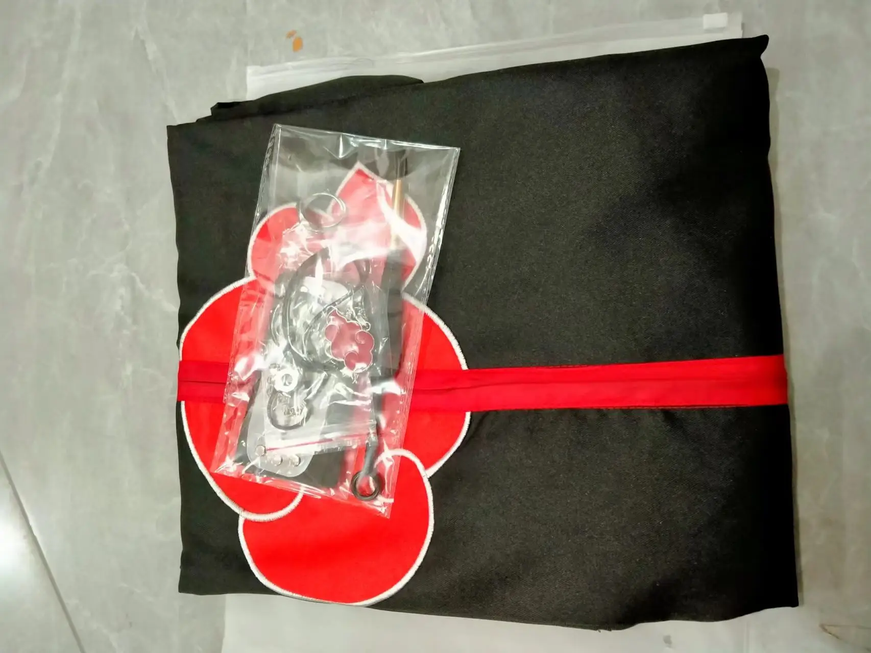 4 Styles Akatsuki Cloak Anime Costumes Akatsuki Red Cloud Cosplay Prop Party Costume Cloak+Necklace+Ring+Brush+Headband Set