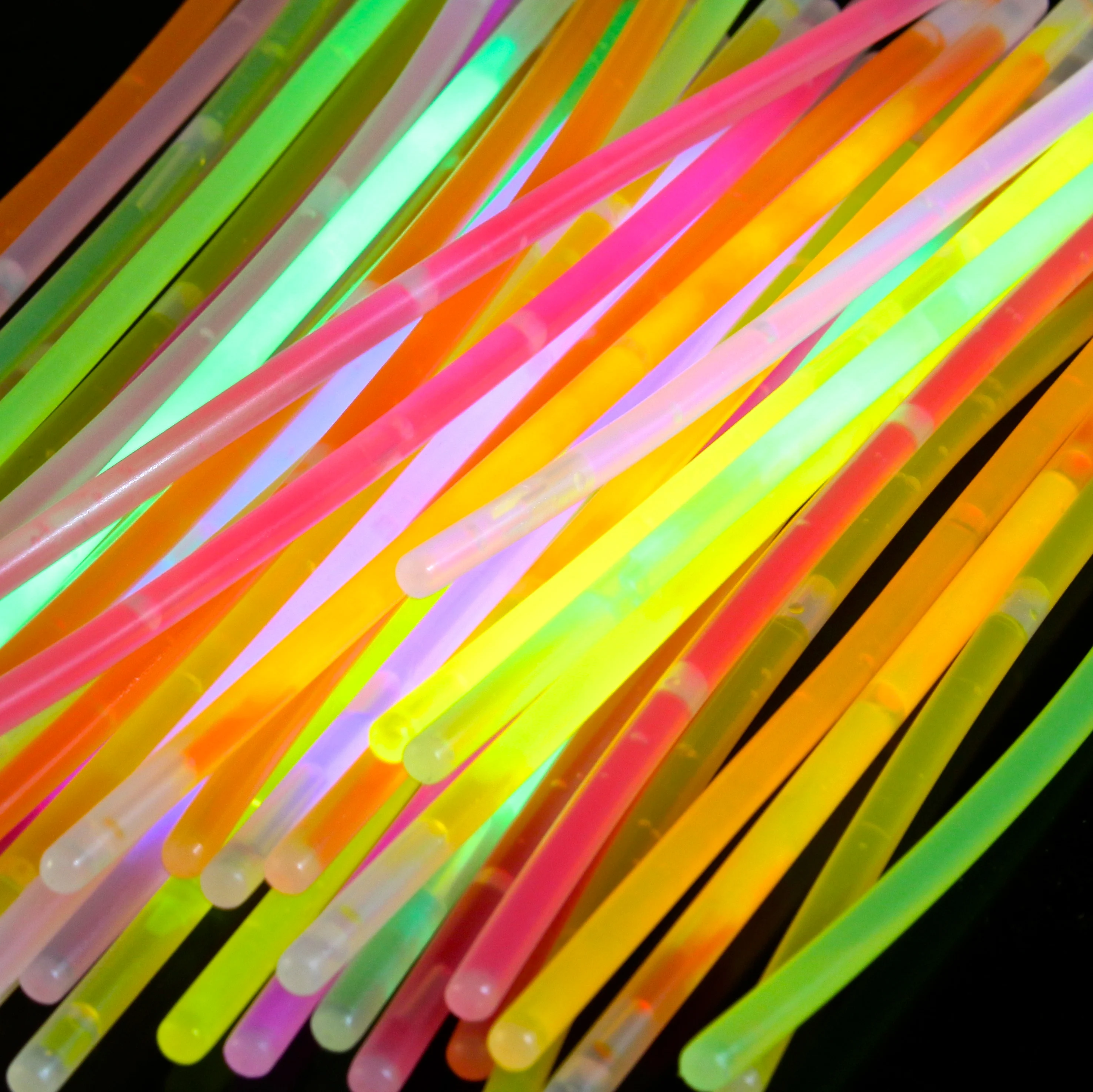 Promotional OEM Low Price Glow Sticks Bulk 8