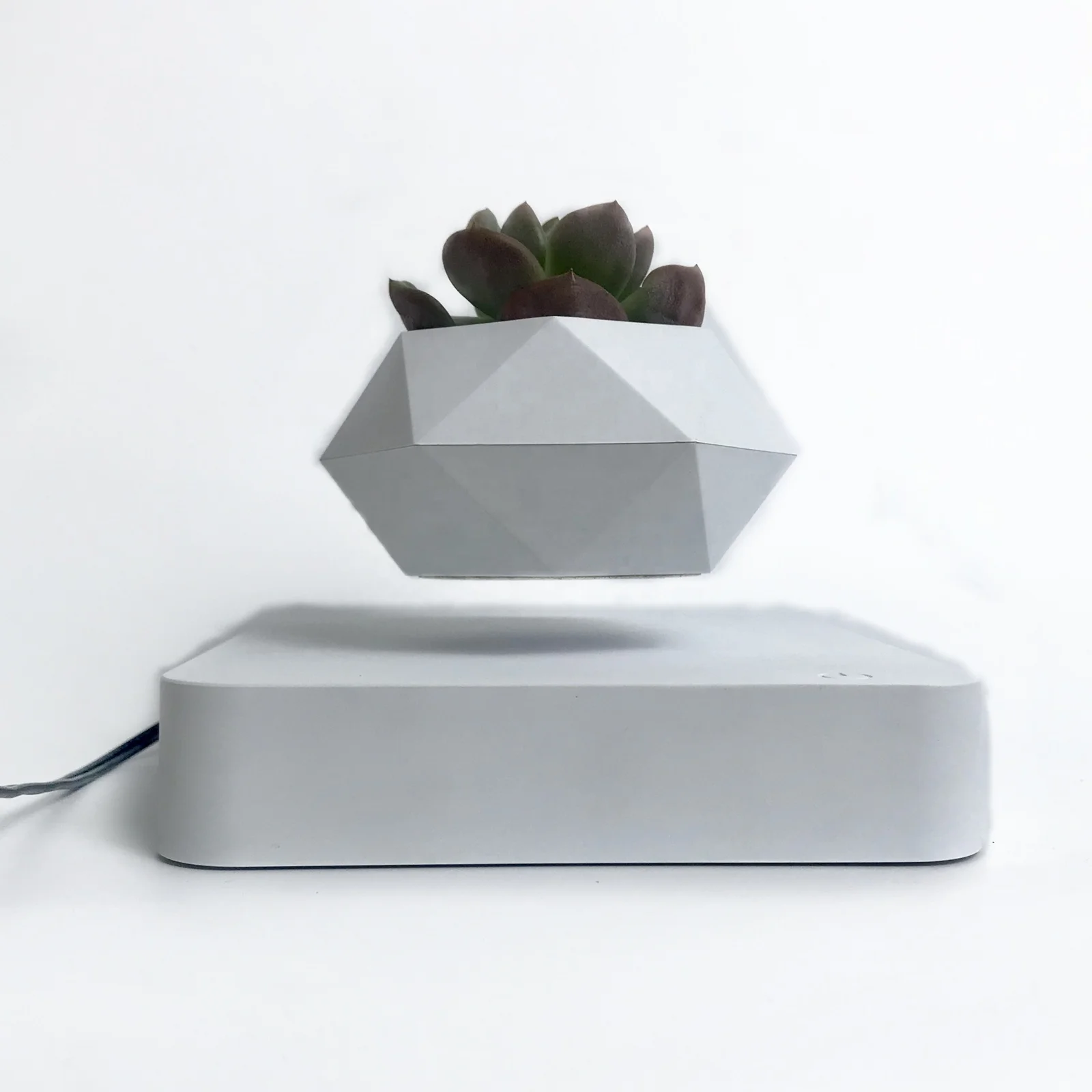 Magic Levitating Pot Nordic Style Magnetic Levitating Plant Pot Creative and Modern Gift Floating Flower Pot Home Decoration