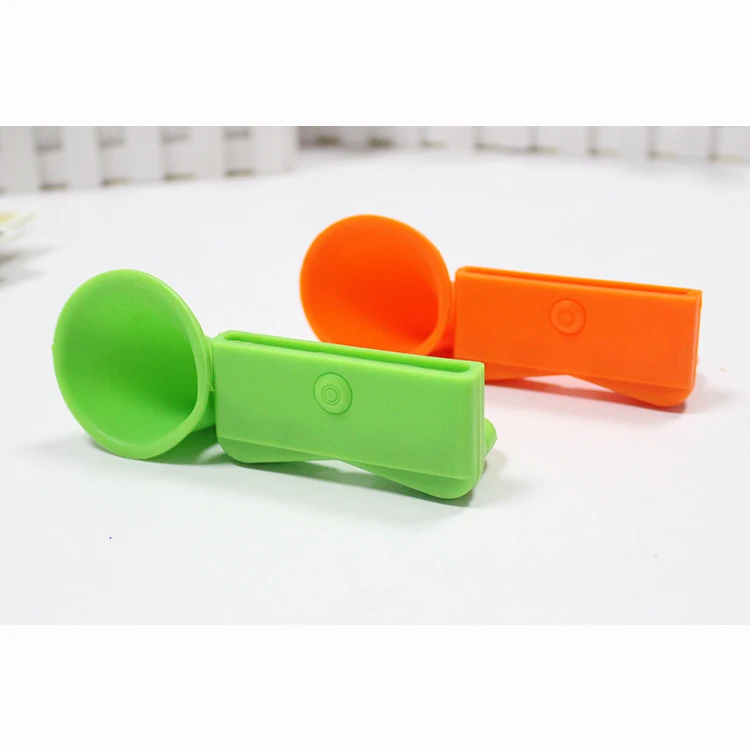 Promotional gifts Silicone portable phone speaker music mobile phone speaker/ mini cell phone external speaker