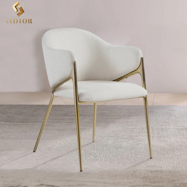 Luxury Nordic Arm Chair Dinner Gold Metal Legs Furniture Armchair White Velvet Boucle Dining Chair For Restaurant Dining Table