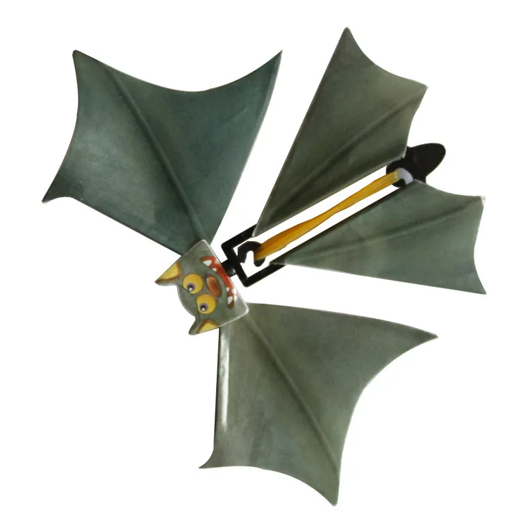 Hot Selling Magic Prop Flying Bat Rubber Band Wind Up Paper Flying Bat Funny Surprise Prank Joke Magic Toy For Kids Children