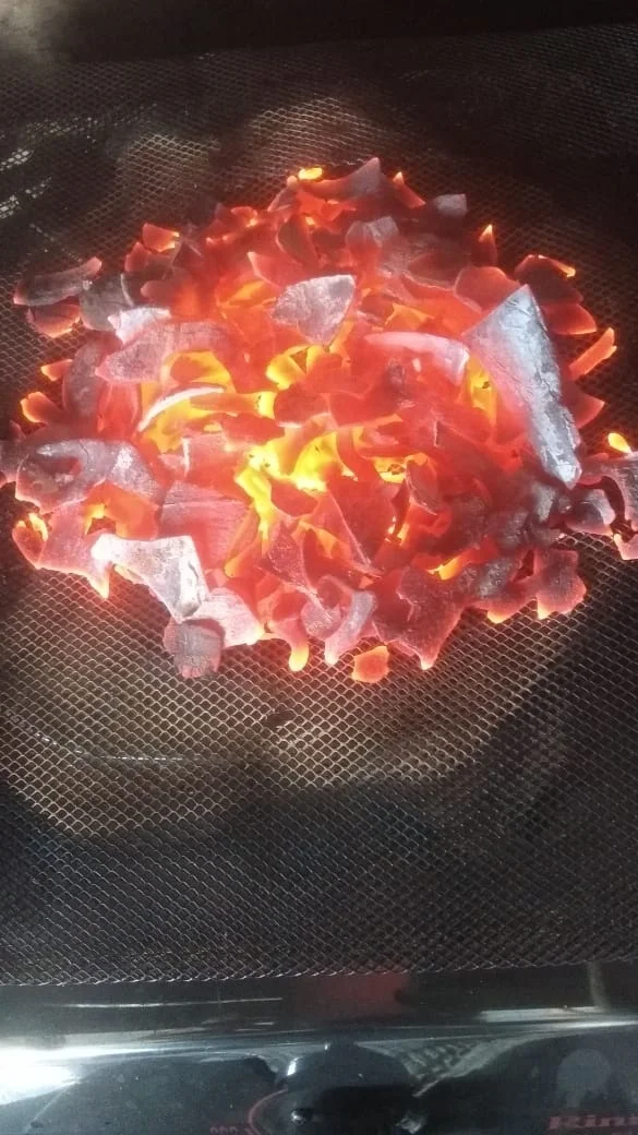 Coconut Shell Charcoal 100% Natural Raw Material Charcoal