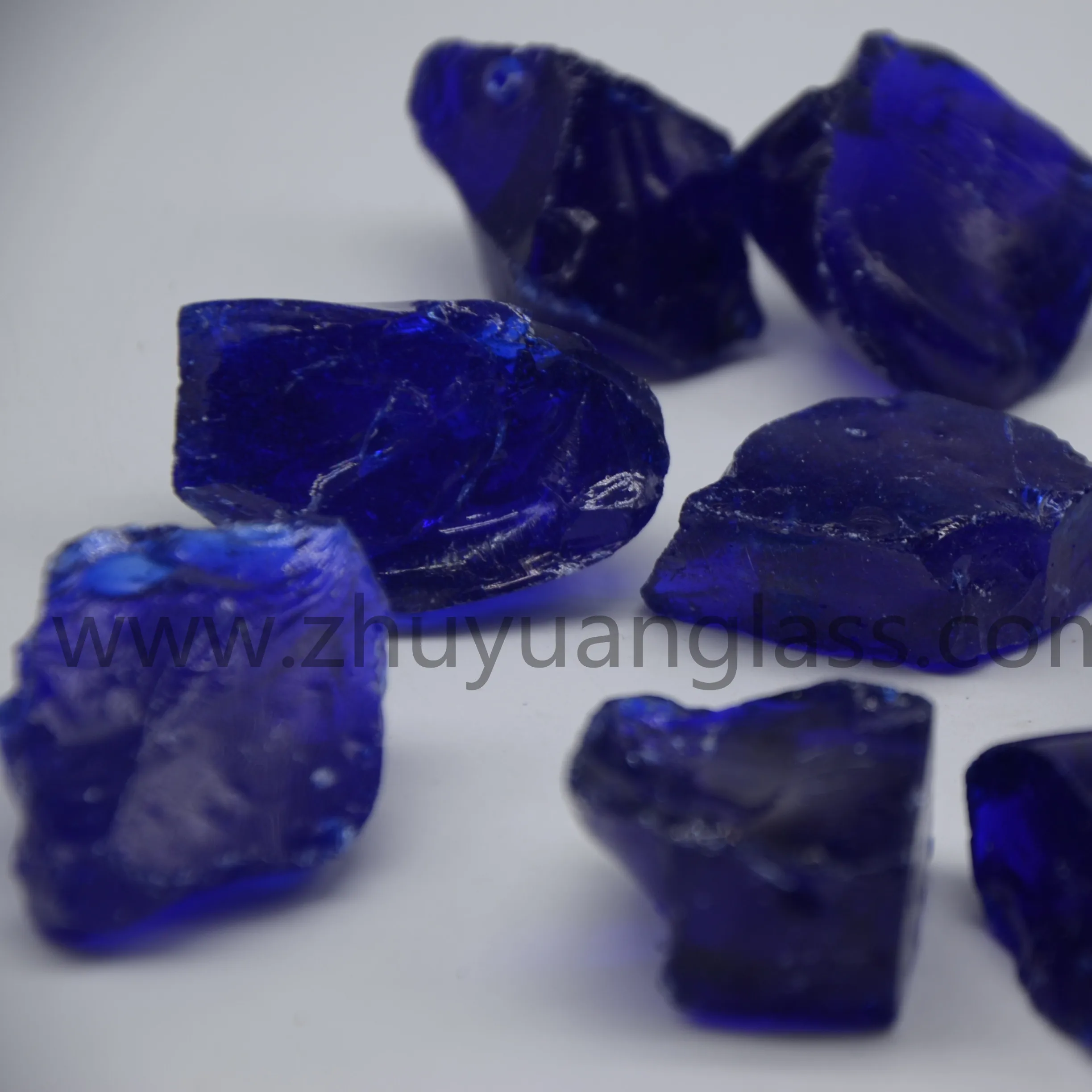 factory sell 10--50mm  cobalt blue big glass rock fire glass