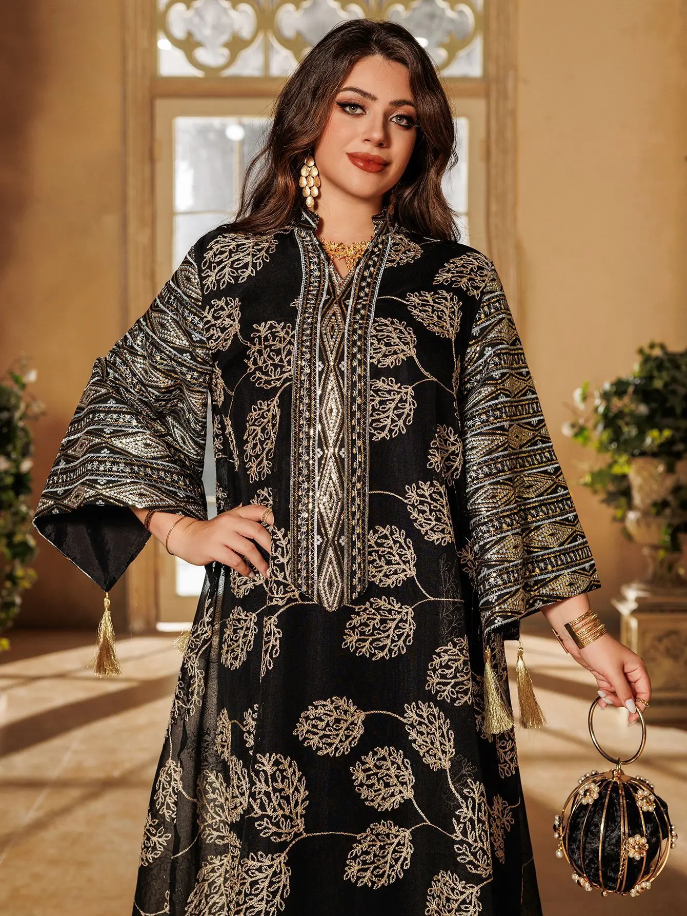 AB423 Luxury Abaya Women Muslim Dress Long Sleeve Embroidered Sequined Robe Middle Eastern Kaftan Dresses Muslim Evening Dress