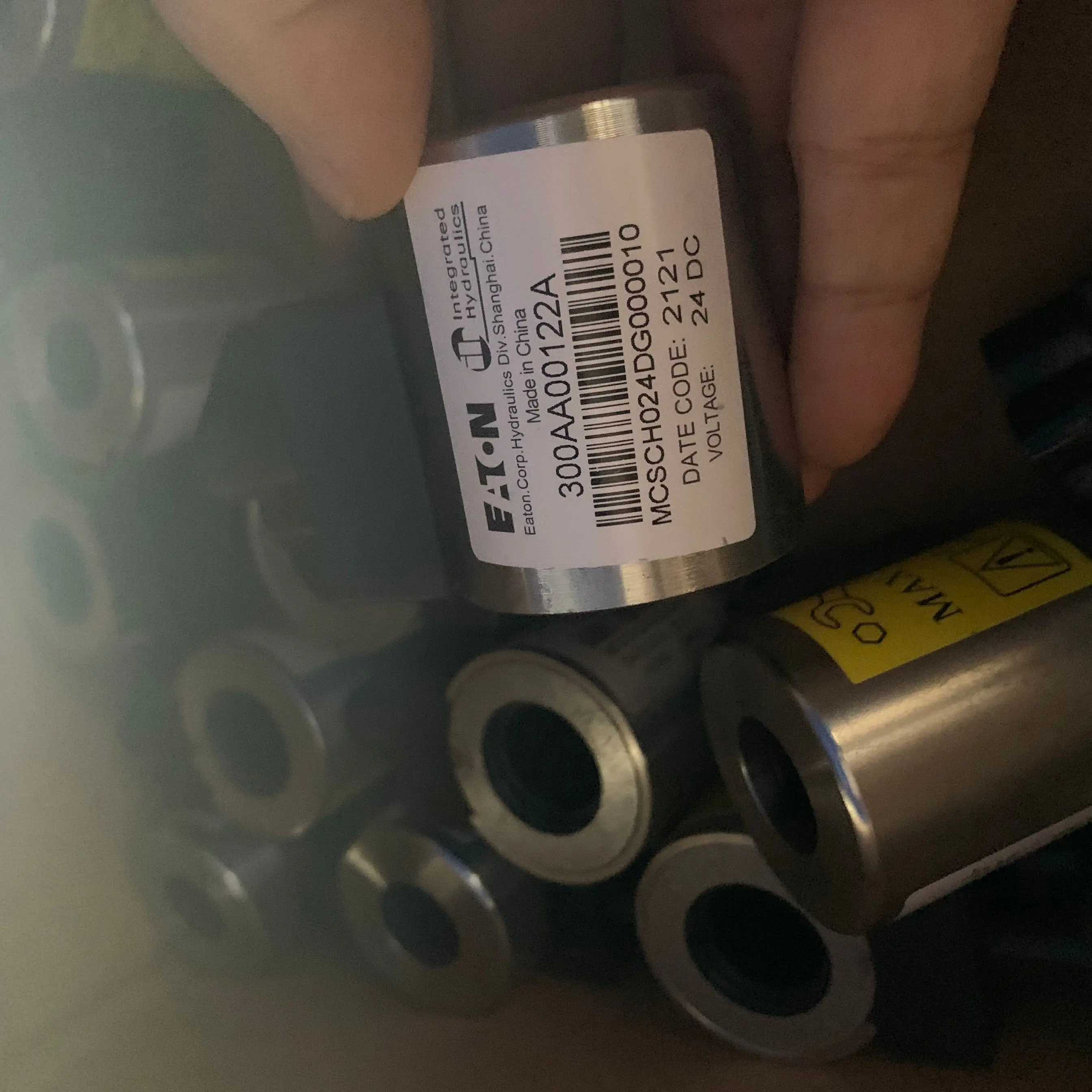 02-177576 SBV11-12-C-0-00 оригинальный EATON VICKERS IH электромагнитный клапан сделано в Мексике картридж клапана наличии большом количестве высокого качества