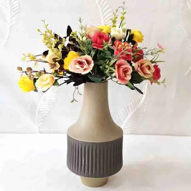 Wholesale Ceramic Mini Vases For Home Decor Cheap Table Top Small Porcelain Vase