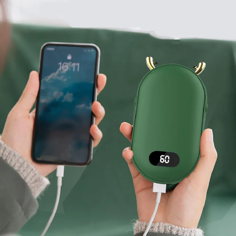 Q3 2600mah portable outdoor 10w 5v 2a mini mobile hand warmer power banks