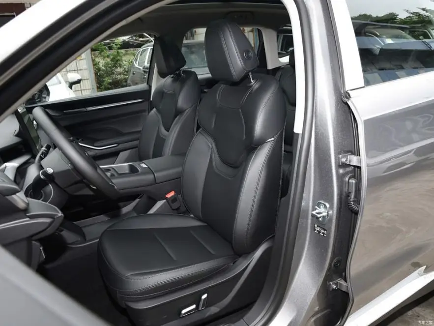 Hot Sell 2024 Haval H6 Made in China SUV 2.0T Auto Gasoline New cars haval h6 discount in stock wholesale price