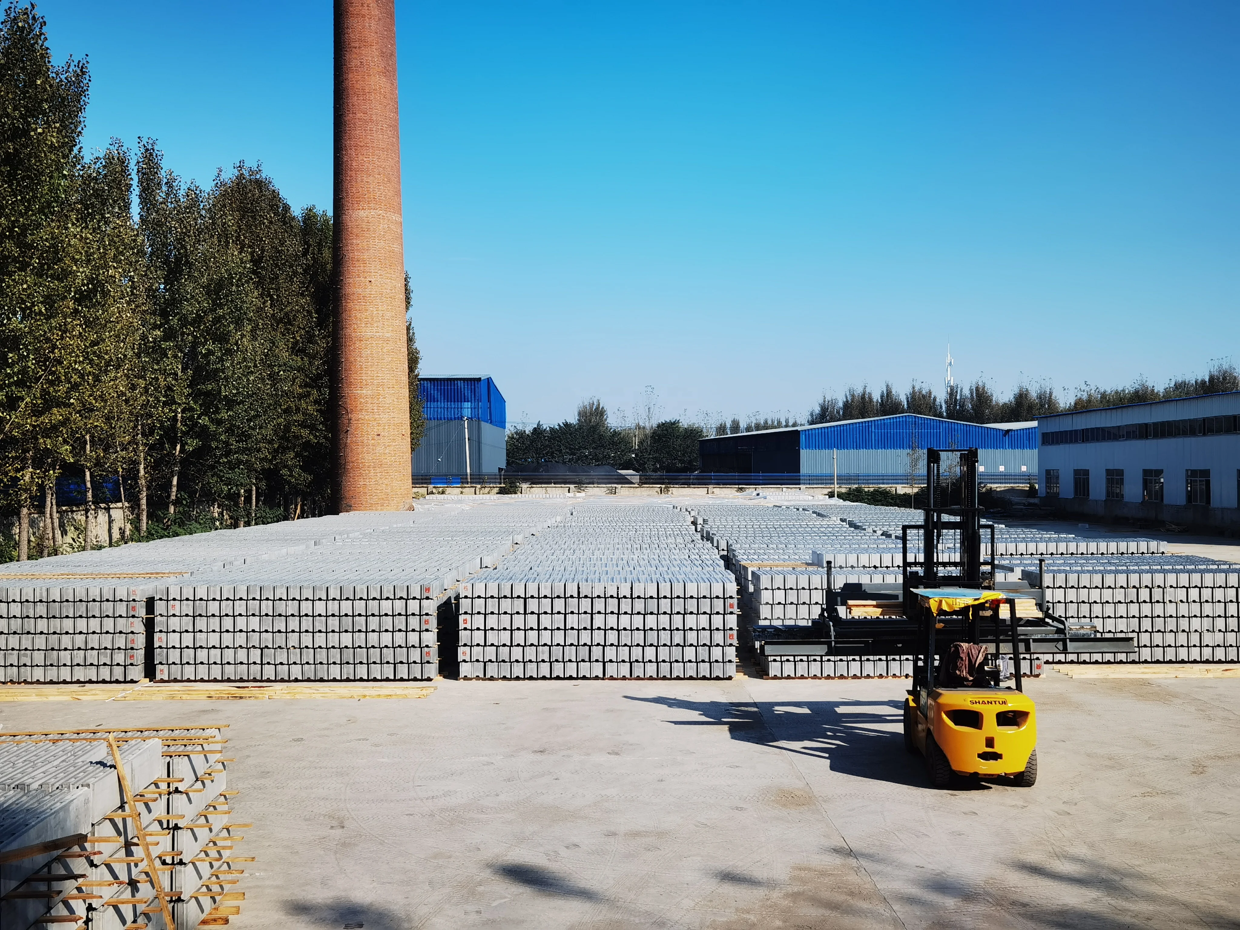 high quality Gypsum blocks and bricks  for internal wall  bricks