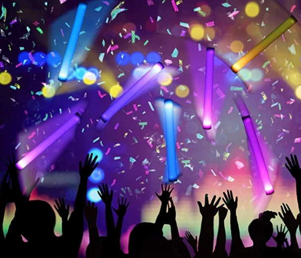 2022LED сумасшедшая счастливая пенопластовая палочка дубинки с большим количеством света для свадьбы концерта и вечеринки-разноцветные