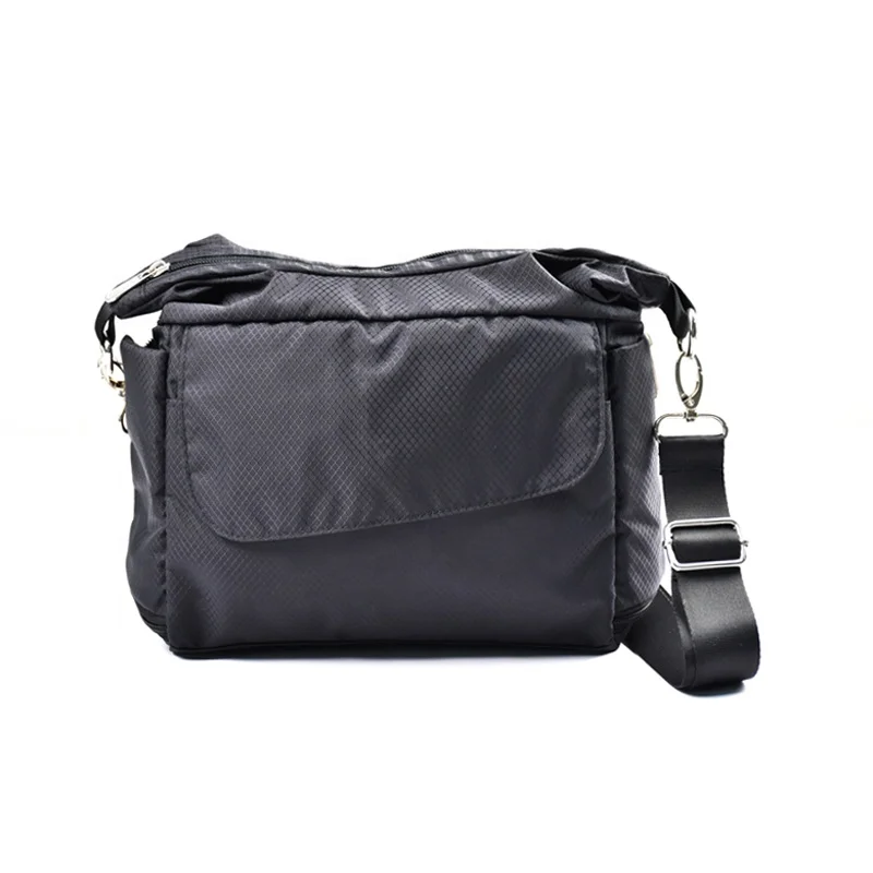 Custom Durable Waterproof Nylon Male Messenger Bag Crossbody Travel Purse Versatile and Stylish Shoulder Bag