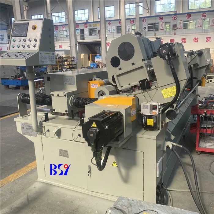 Automatic 4feet and 8feet spindless veneer rotary peeling lathe for osb/wood veneer shaving machinery